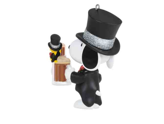 Peanuts Special Edition 25th Anniversary Hallmark Ornament
