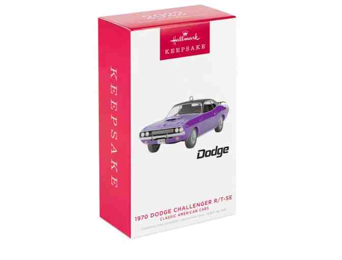 1970 Dodge Challenger R/T SE 2022 Metal Hallmark Ornament