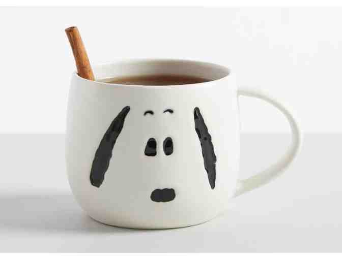 Pottery Barn Peanuts Snoopy Stoneware Mug Set