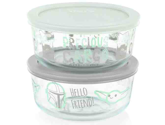 Pyrex 'Mandalorian-The Child-Hello Friend' 8-Piece Set