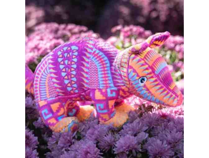 Small Armadilo Brijeluche (Cyntia)