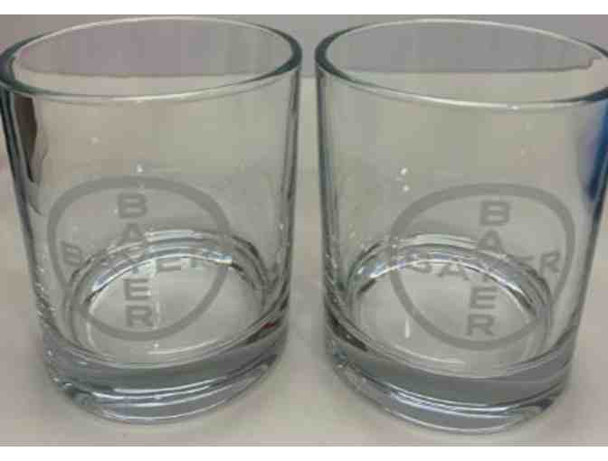 2 XL St. Louis Cardinals Jerseys and Bayer Glassware Set