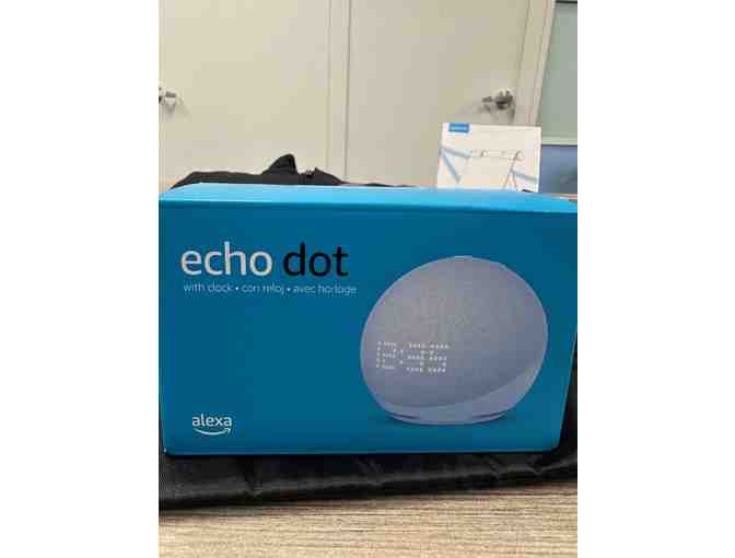 Thirty-One Double Take Tote w/ Swag