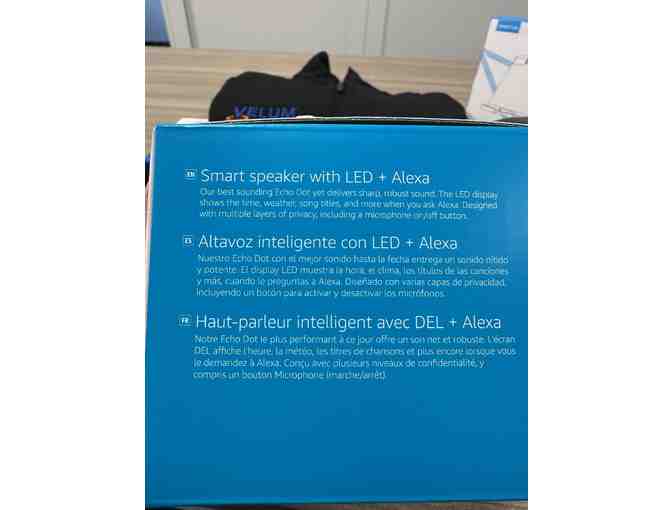 Thirty-One Double Take Tote w/ Swag