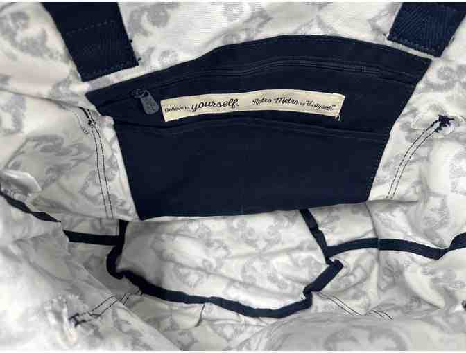 Thirty-One Retro Metro Bag w/Swag