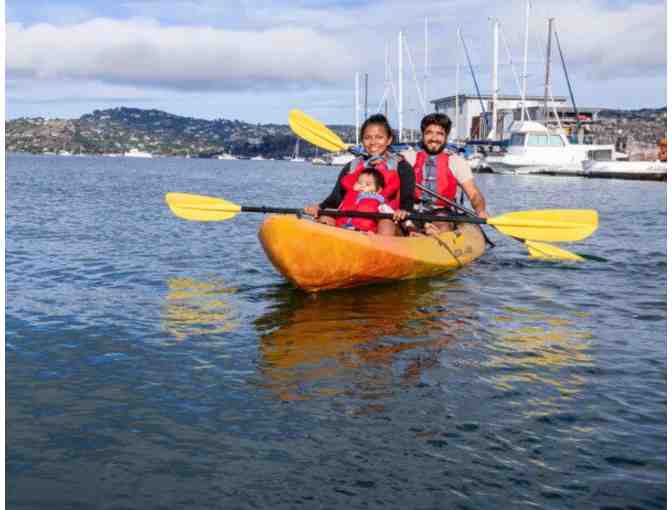 2 Hours Kayaking or Stand-up-Paddleboarding