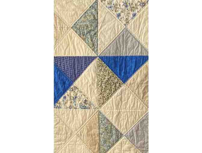 Blue Lap Quilt 66' x 53'