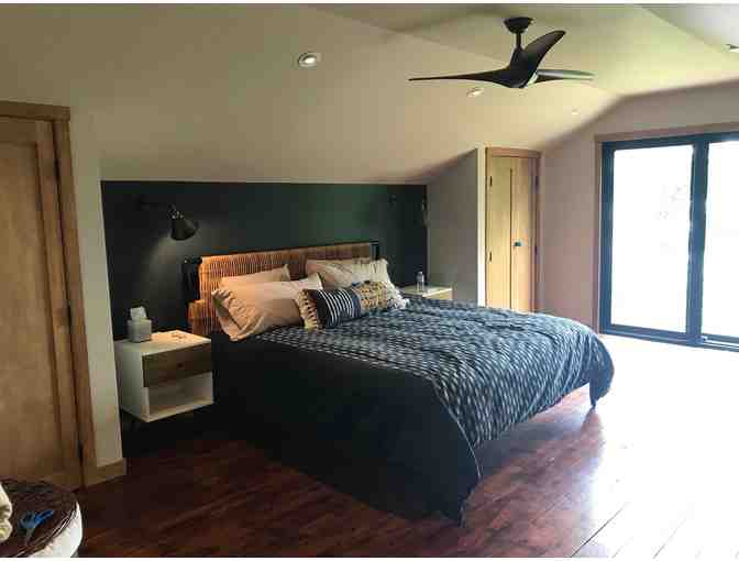 Enjoy a relaxing week at a 5-bedroom lake house in Fryeburg, ME