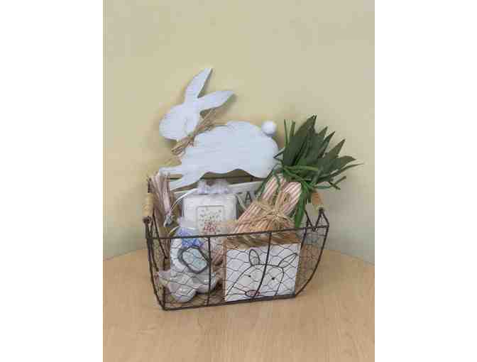 Rustic Easter Decor