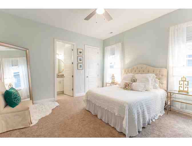 Blue Door Bungalow - Chattanooga, TN