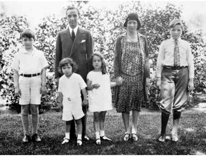 4 Tickets to the Edsel and Eleanor Ford House Grounds and Self-Guided House Tour