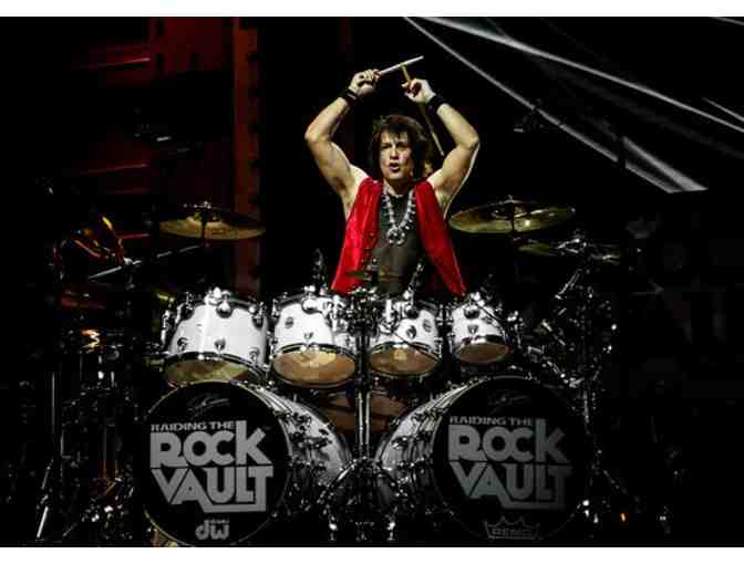 Las Vegas Getaway - Includes Hotel, 2 VIP Ticktets to Raiding the Rock Vault & 3D Museum