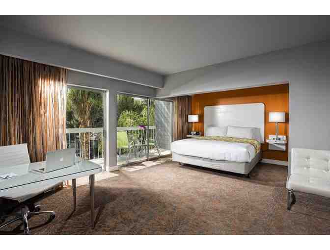 Ultimate Universal Studios Getaway Package!