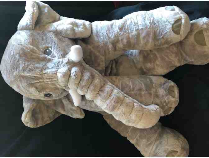 Elephant and Piggie COMPLETE Box Set & Large Stuffed Elephant