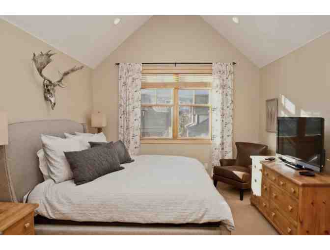 Breckenridge Vacation - 1-Week Stay in Private Condo