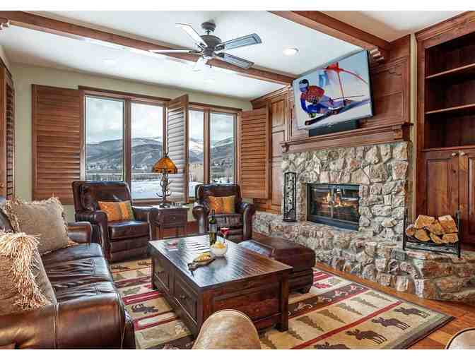 Arrowhead Escape - 4-Night Stay in Private Condo