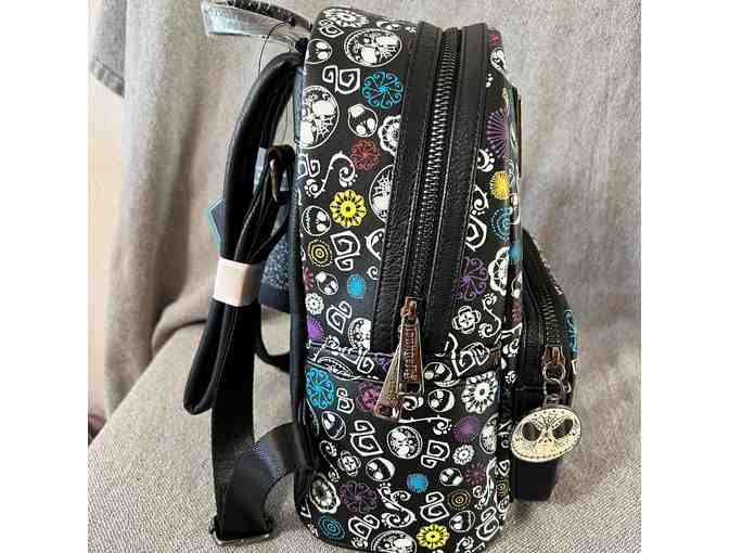 Loungefly Backpack - Nightmare Before Christmas (glow in the dark)