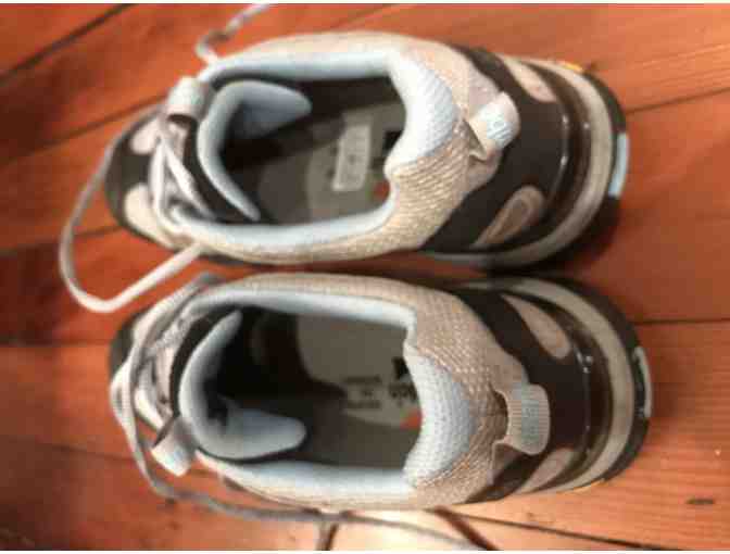 Zamberlan Gore-Tex hiking shoes (women's 8.5 or 9)