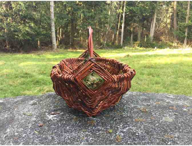 Appalachain Style Willow Basket