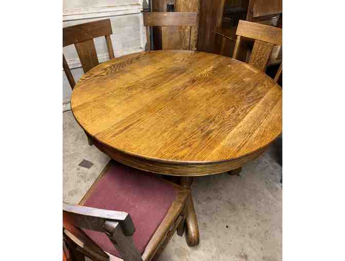 Antique Oak Round Table with Chairs