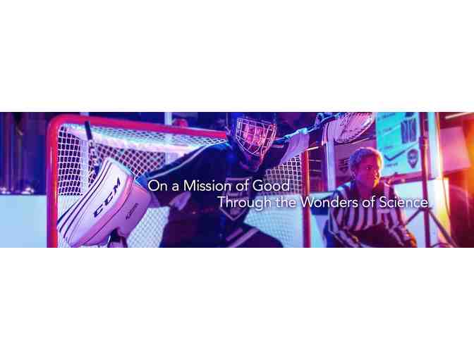 Family admission 4 pack to Discovery Cube LA