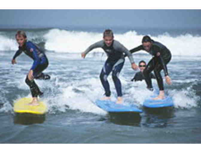 Eli Howard Surf School - Group Surf Lesson for 1 + Hat