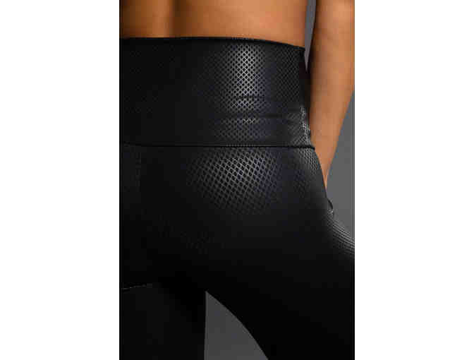San Diego Fit Workout Gear - Onzie Black Diamond Shiny Legging