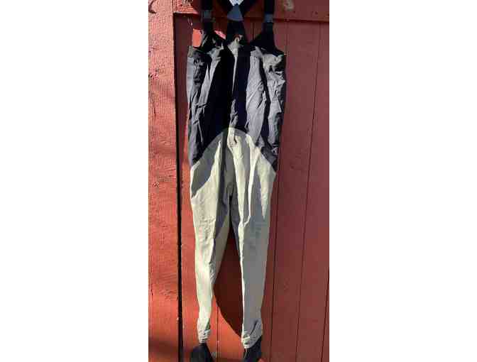 Women's Redington Waders with Front Zip - Size Medium - Excellent Condition