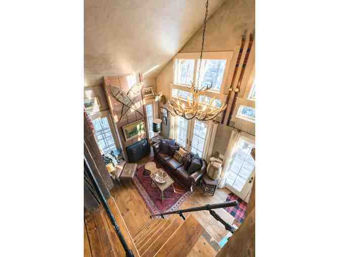 2 Nights at the Outpost Luxury Treehouse