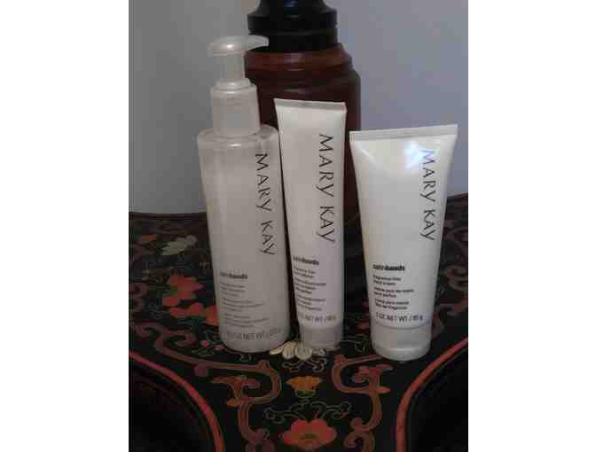 Mary Kay Satin Hands