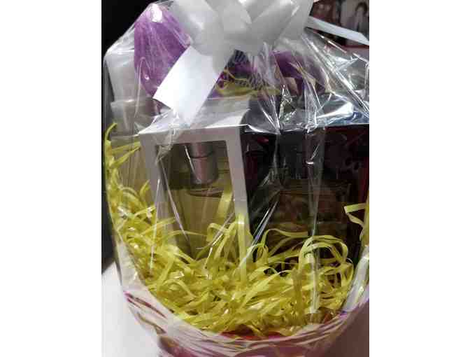 Mary Kay His & Her's Basket