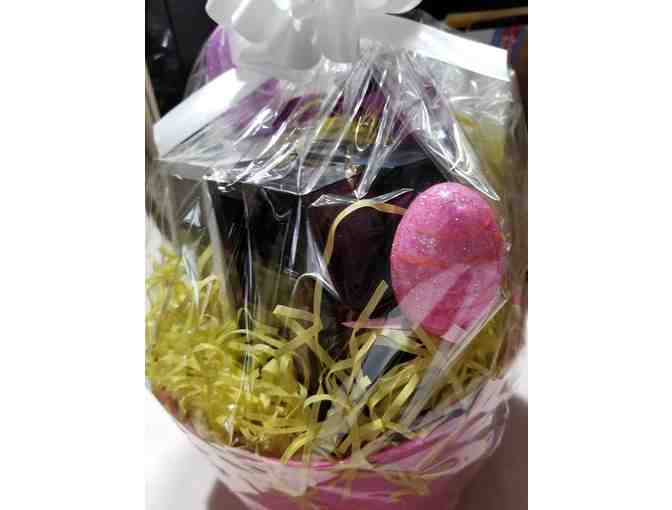 Mary Kay His & Her's Basket