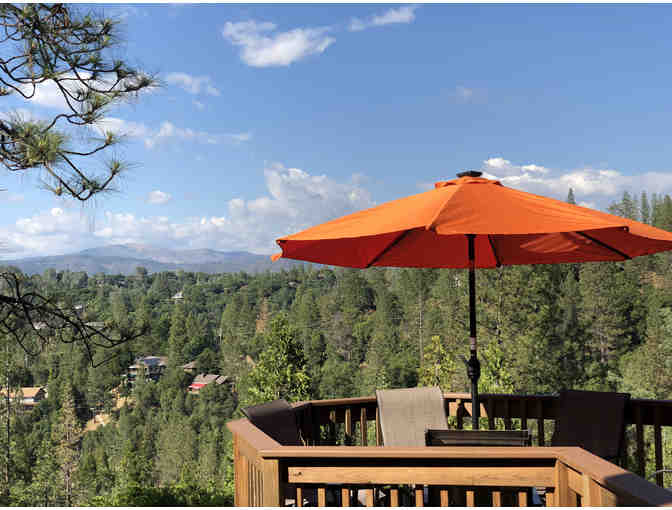 Four night stay - Elegant Mountain Cabin near Yosemite (Sun-Thurs) for up to 8 people