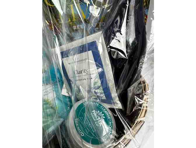 Market Street Gift Basket