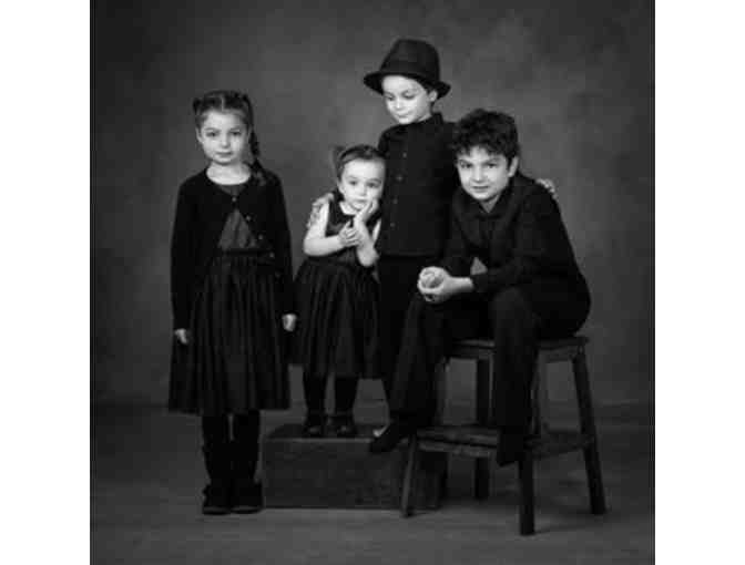 Family Portrait Gift Certificate (2 of 2)