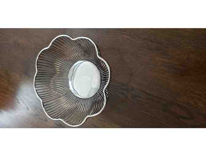 Silverplated Scalloped Wire Bread Basket