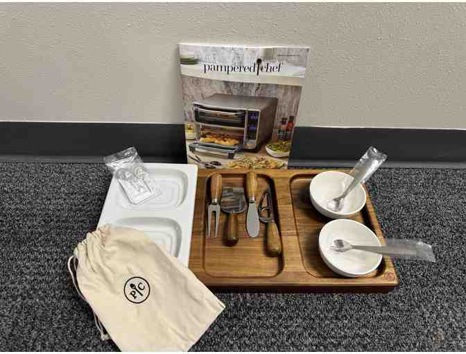 Pampered Chef Dual-Sided Charcuterie Board Set