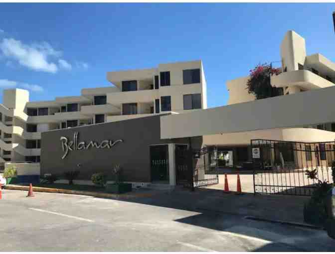 Weeklong Vacation in a Private Apartment in Cancun!