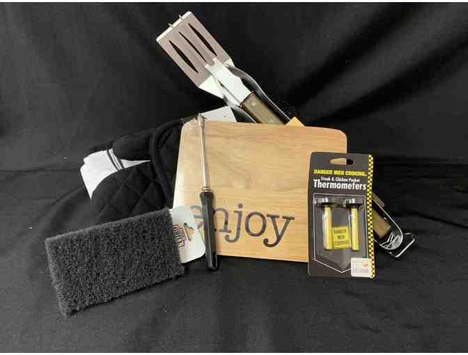 Rodman's Bar-B-Que Basket - Value $65