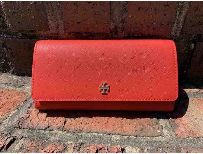 Tory Burch - Emerson Envelope Continental Wallet - Red - Value: $225