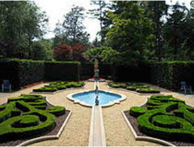 Hillwood Estate, Museum & Gardens
