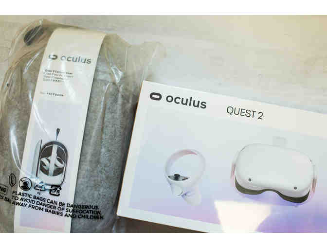 Oculus Quest 2 Advanced All-In-One Virtual Reality Headset 128 GB, Carrying Case $75 GC