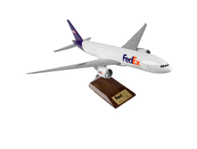 FedEx Express Flight Simulator