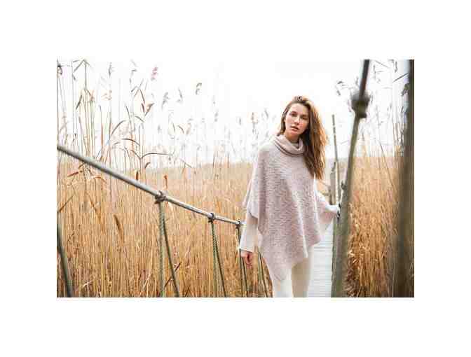 Women's Wardrobe Consultation & $500 Oak Hall Gift Card