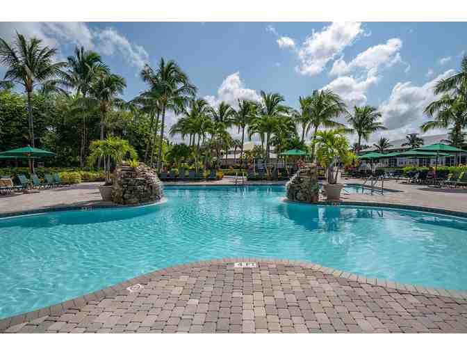 7-Day Coastal Getaway in Naples, Florida