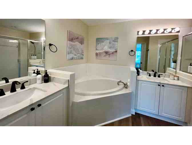 7-Day Coastal Getaway in Naples, Florida