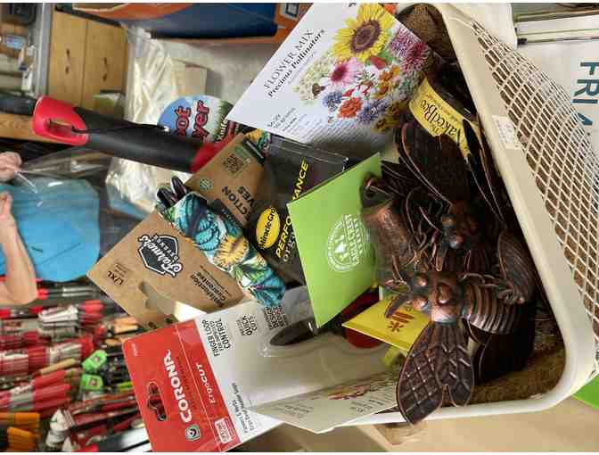 Eagle Crest Nursery Premium Pollinator Gift Basket