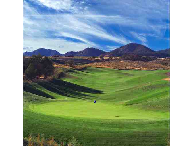 Round of golf for 4 at Lakota Links