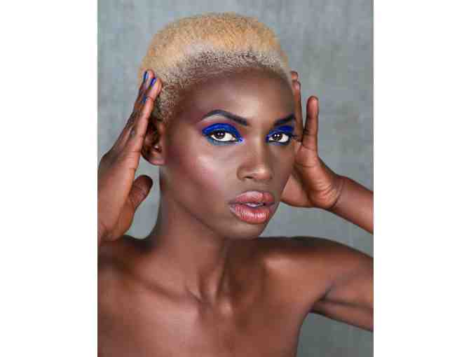 1-Hour Makeup session with Schock Makeup