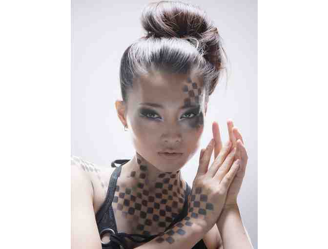 1-Hour Makeup session with Schock Makeup